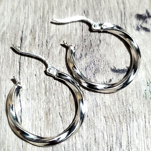 Silver Twisted Hoops - Picture 1 of 2